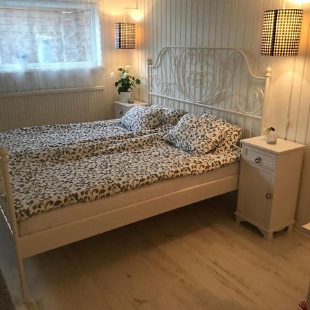 Room With Pentry, Separate Entrance, No Cardpayment غْرانّا المظهر الخارجي الصورة